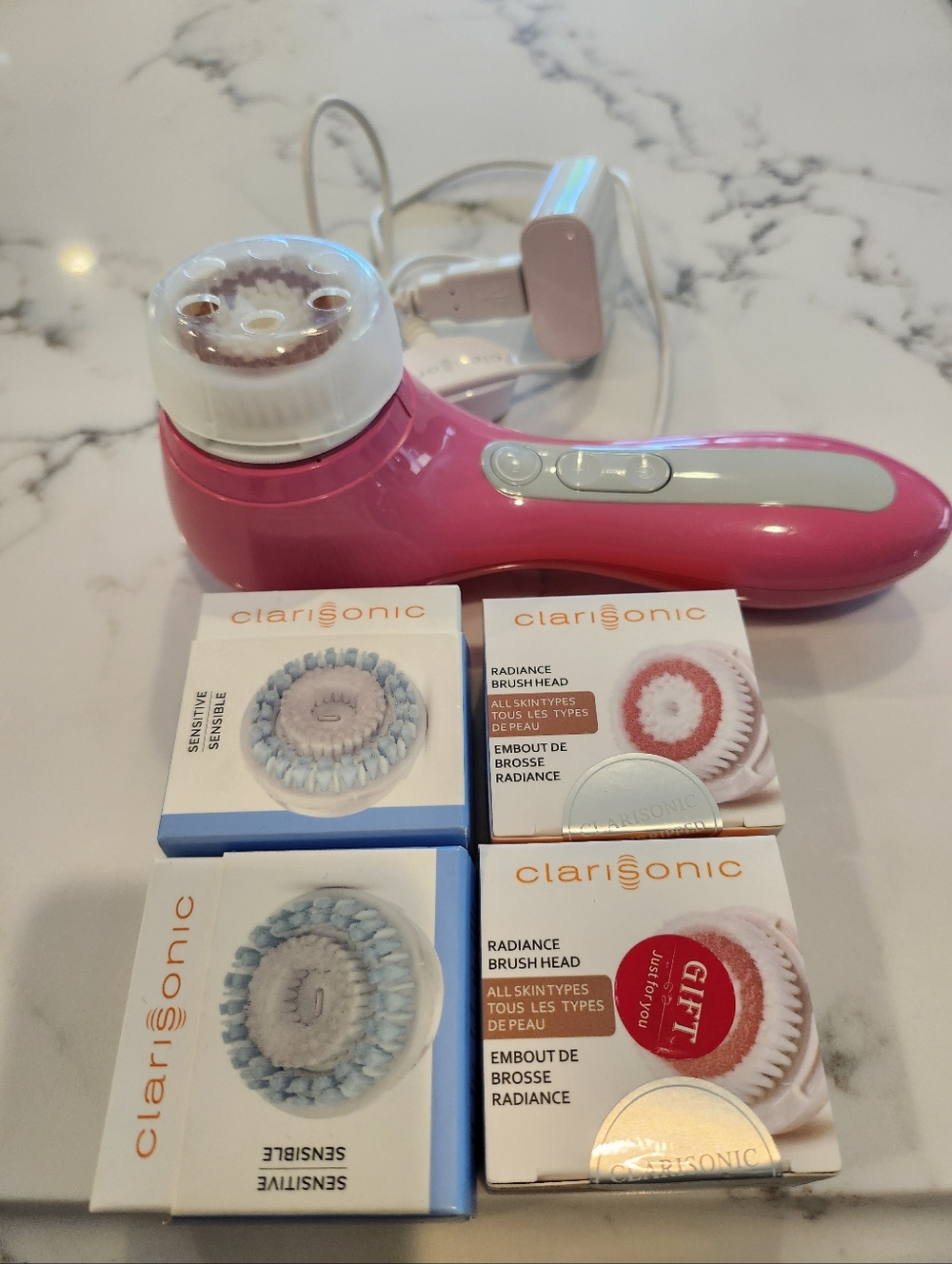 Clarisonic MIA Smart Profile In Pink with Charger And 4 Brand New Brush Heads - Picture 3 of 6